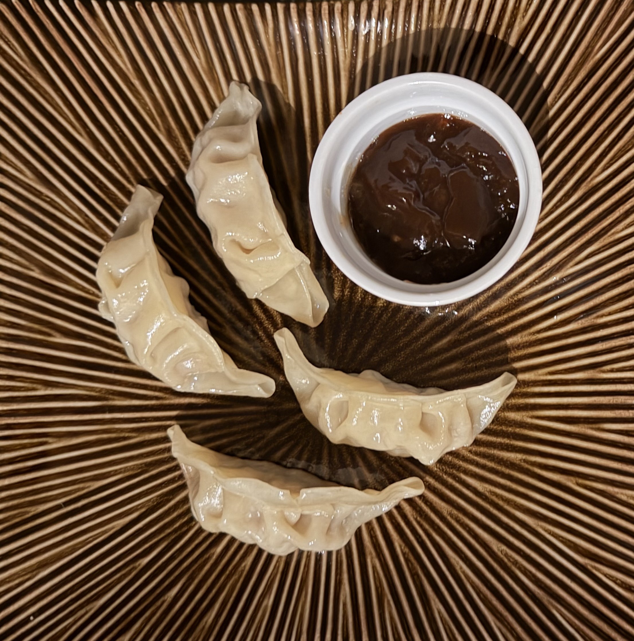 Dumplings with Sweet and Spicy Dipping Sauce