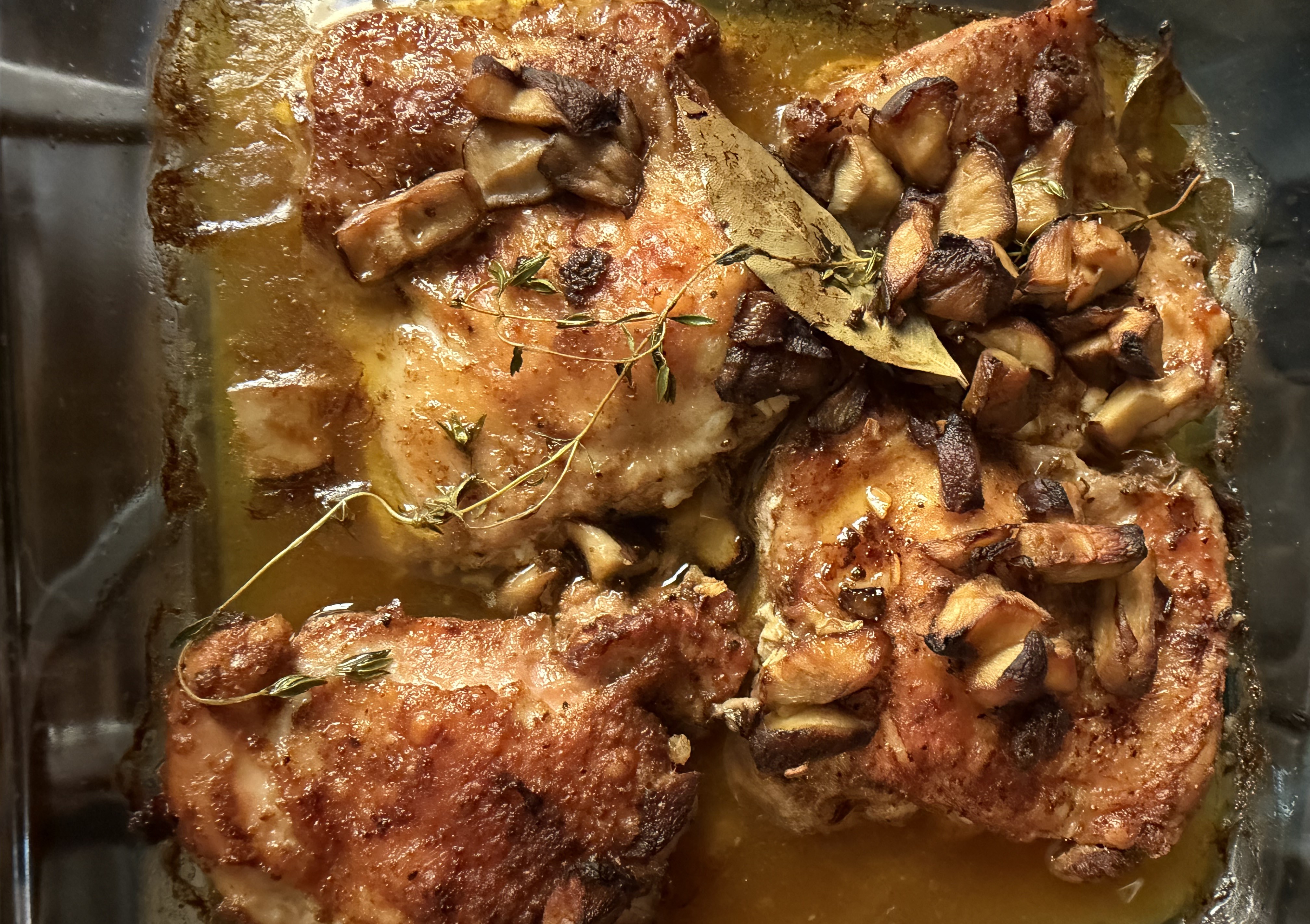 Chicken Thighs With Paprika Sauce